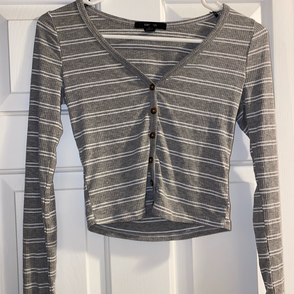 long sleeve crop top